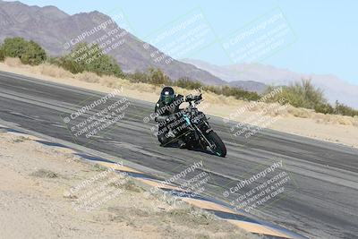 media/Dec-01-2025-Moto Forza (Mon) [[2daa91e15f]]/2-Intermediate Group/Session 4 (Turn 10 Inside)/